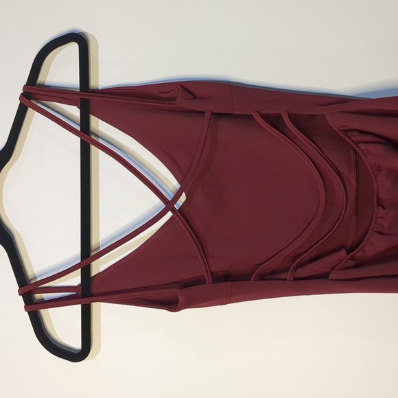 Mokoru Wine Colored Dress-Large - Picture 4 of 6